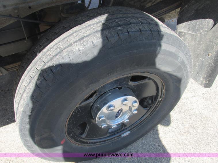 image for item AB9419 2006 Ford F250 XLT Super Duty SuperCab pickup truck