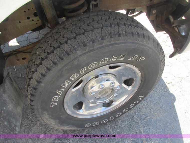 image for item AB9419 2006 Ford F250 XLT Super Duty SuperCab pickup truck