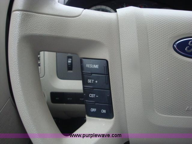 image for item B1855 2008 Ford Escape XLT SUV