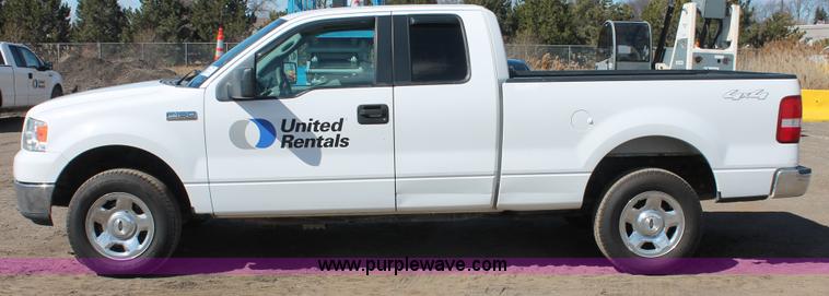image for item E3270 2005 Ford F150 XLT SuperCab pickup truck