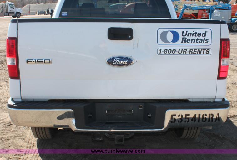 image for item E3270 2005 Ford F150 XLT SuperCab pickup truck