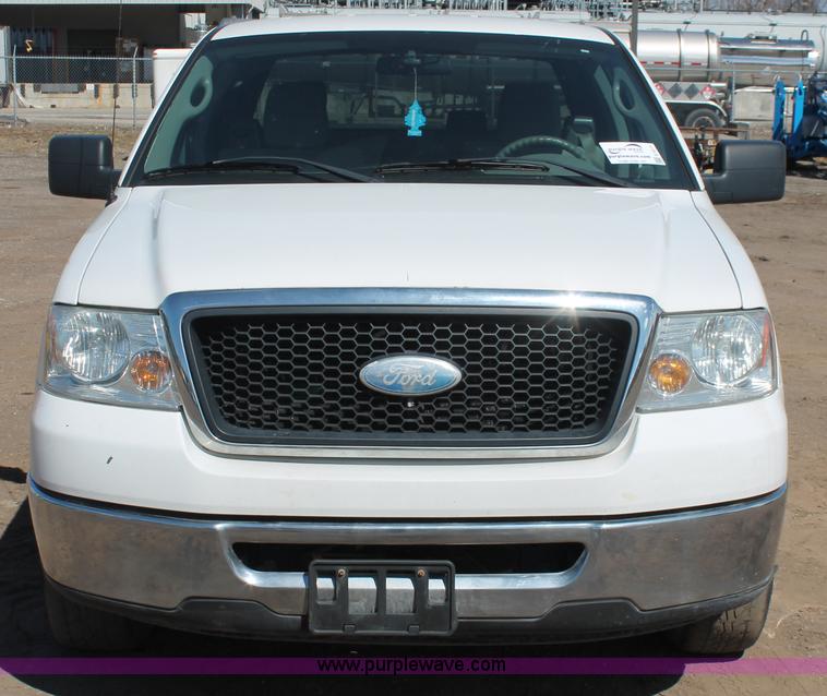 image for item E3271 2007 Ford F150 XLT SuperCab pickup truck