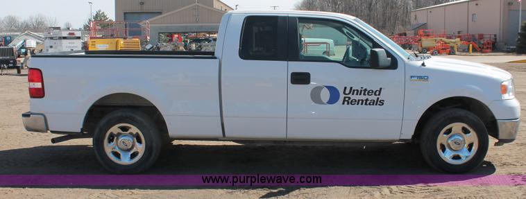 image for item E3271 2007 Ford F150 XLT SuperCab pickup truck
