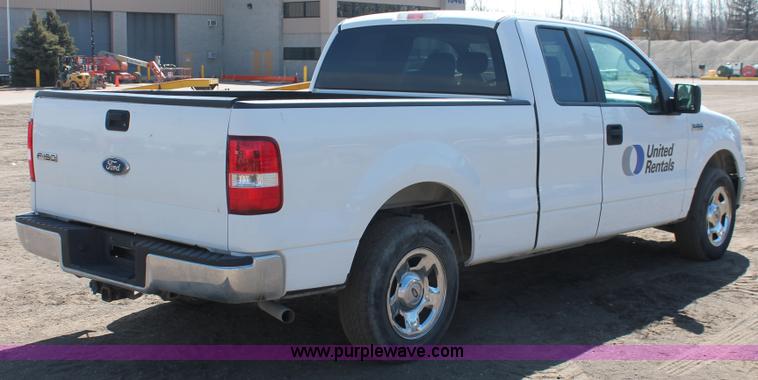 image for item E3271 2007 Ford F150 XLT SuperCab pickup truck