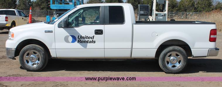 image for item E3271 2007 Ford F150 XLT SuperCab pickup truck