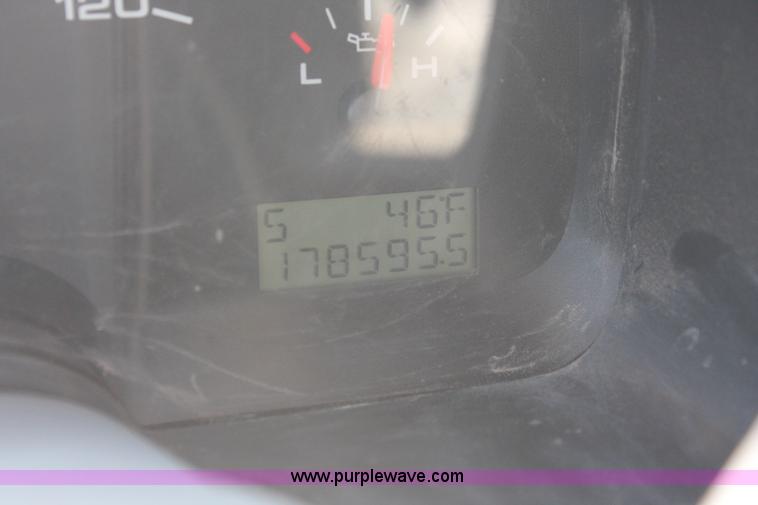 image for item E3271 2007 Ford F150 XLT SuperCab pickup truck