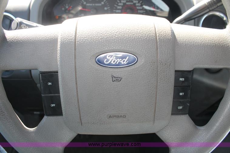 image for item E3271 2007 Ford F150 XLT SuperCab pickup truck