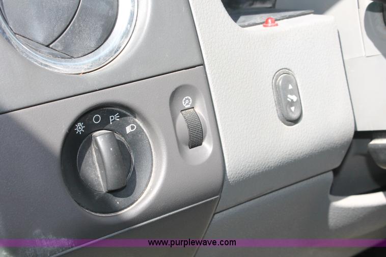 image for item E3271 2007 Ford F150 XLT SuperCab pickup truck