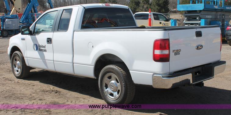 image for item E3272 2007 Ford F150 XLT SuperCab pickup truck