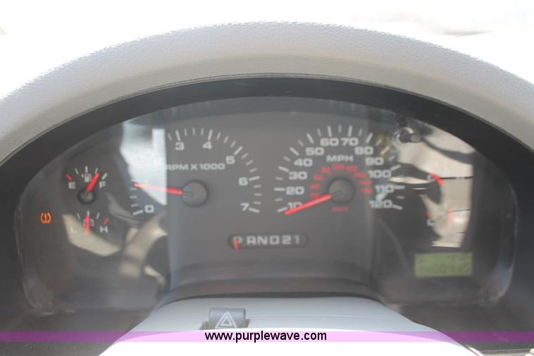 image for item E3272 2007 Ford F150 XLT SuperCab pickup truck