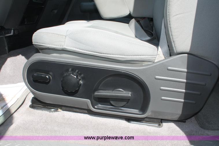 image for item E3272 2007 Ford F150 XLT SuperCab pickup truck