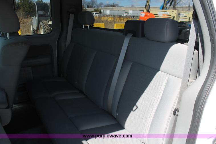 image for item E3272 2007 Ford F150 XLT SuperCab pickup truck