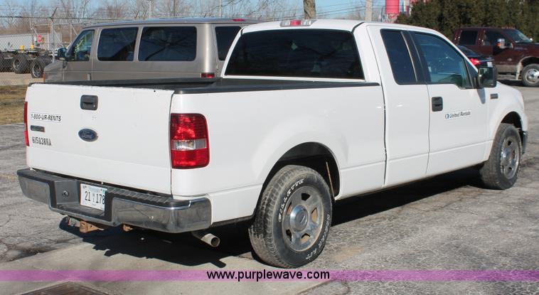 image for item E3275 2006 Ford F150 XLT SuperCab pickup truck