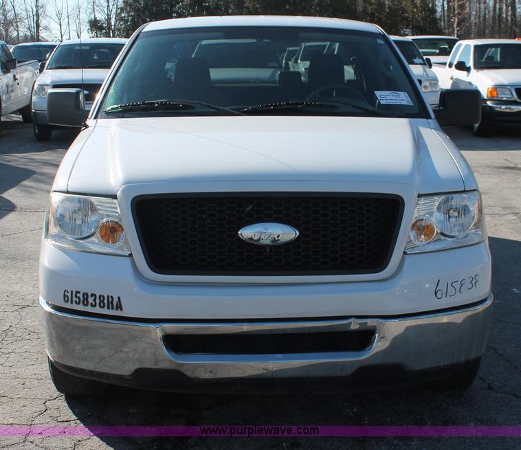 image for item E3275 2006 Ford F150 XLT SuperCab pickup truck