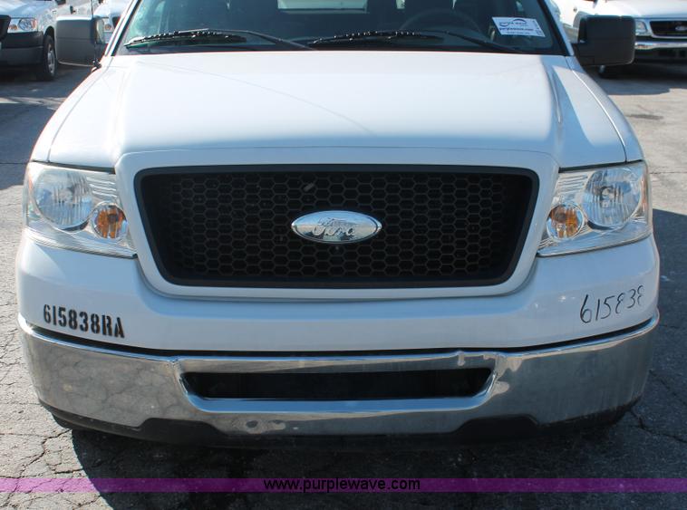 image for item E3275 2006 Ford F150 XLT SuperCab pickup truck