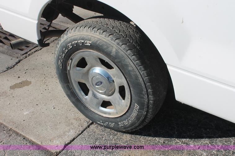image for item E3275 2006 Ford F150 XLT SuperCab pickup truck