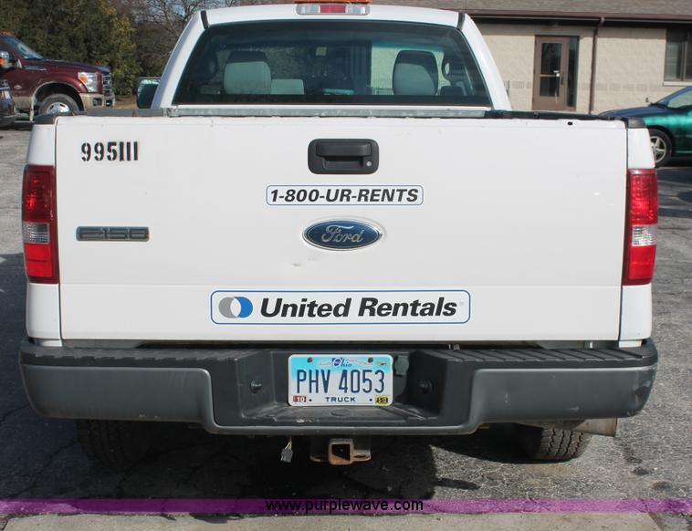 image for item E3277 2005 Ford F150 XL pickup truck