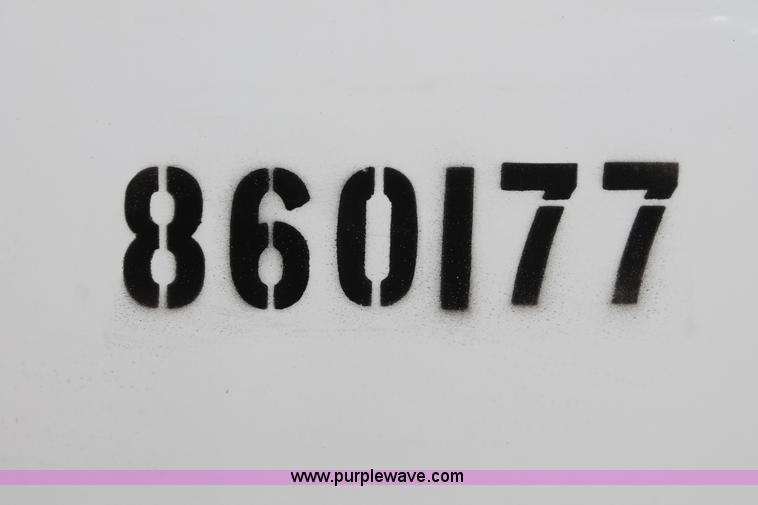 image for item E3278 2003 Chevrolet Silverado 1500 pickup truck