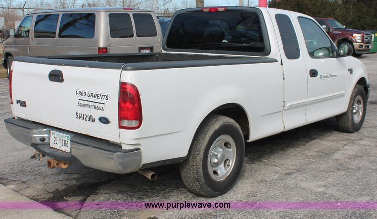 image for item E3279 2004 Ford F150 XLT SuperCab pickup truck