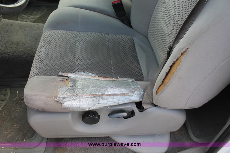 image for item E3279 2004 Ford F150 XLT SuperCab pickup truck