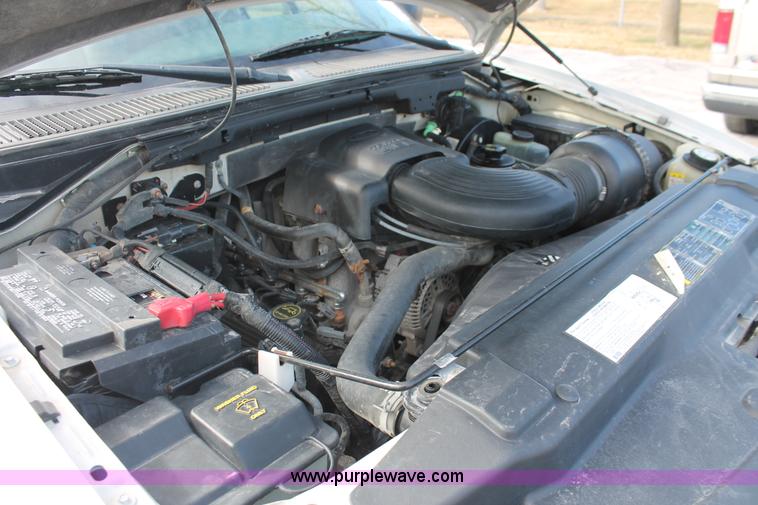 image for item E3279 2004 Ford F150 XLT SuperCab pickup truck