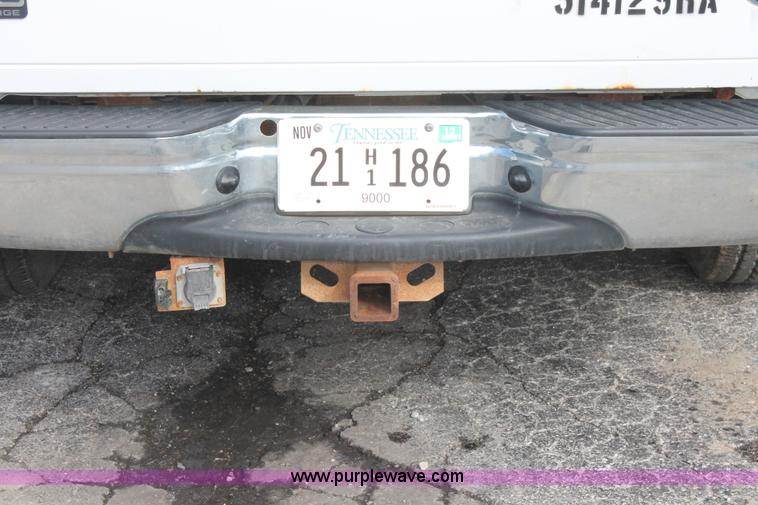 image for item E3279 2004 Ford F150 XLT SuperCab pickup truck