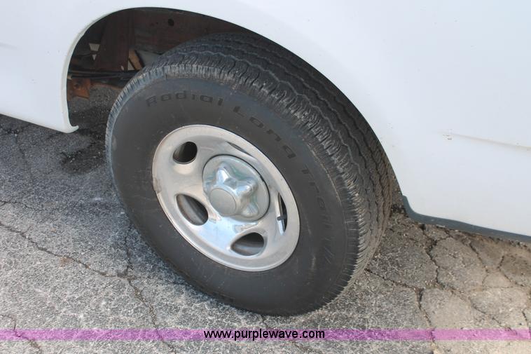 image for item E3279 2004 Ford F150 XLT SuperCab pickup truck