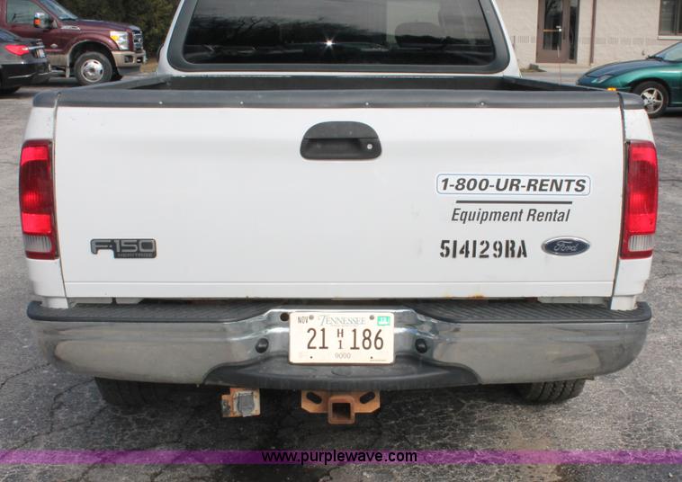 image for item E3279 2004 Ford F150 XLT SuperCab pickup truck