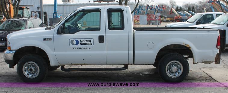 image for item E3280 2004 Ford F250 XL SuperCab pickup truck