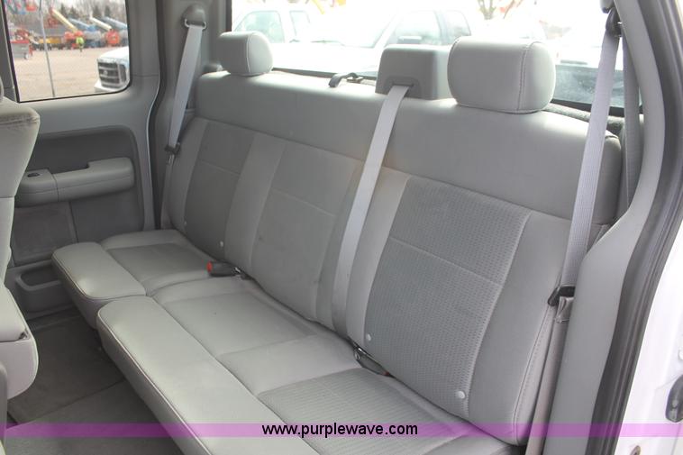image for item E3282 2007 Ford F150 XLT SuperCab pickup truck