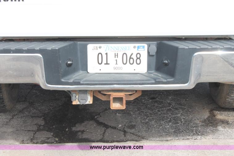 image for item E3283 2004 Ford F150 XLT SuperCrew pickup truck