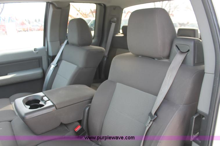 image for item E3284 2005 Ford F150 XLT SuperCab pickup truck