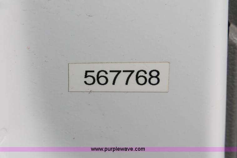 image for item E3284 2005 Ford F150 XLT SuperCab pickup truck