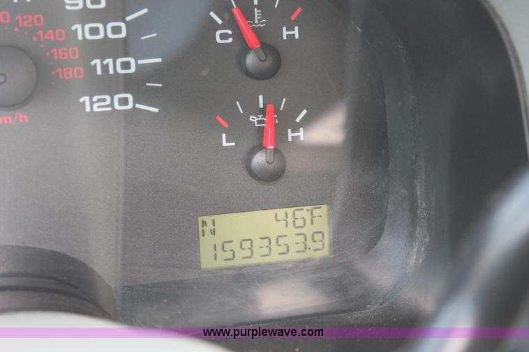 image for item E3285 2005 Ford F150 XLT SuperCab pickup truck