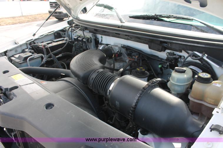 image for item E3285 2005 Ford F150 XLT SuperCab pickup truck