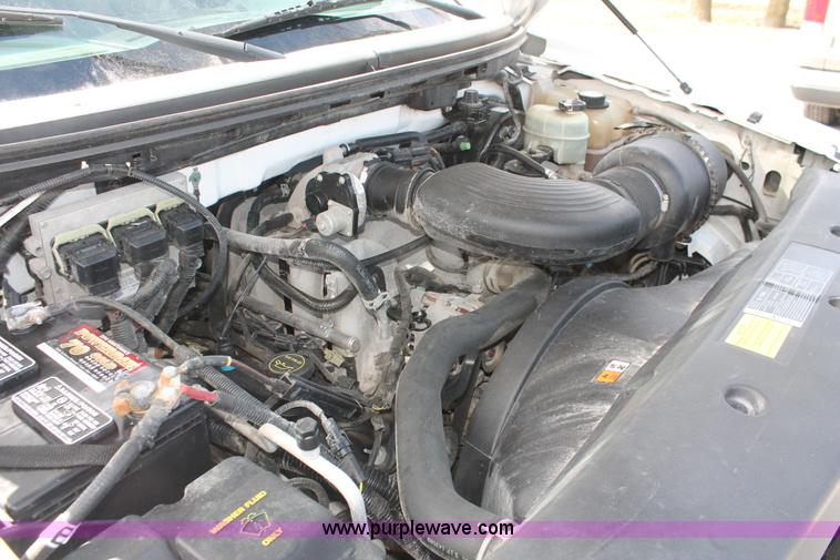 image for item E3285 2005 Ford F150 XLT SuperCab pickup truck