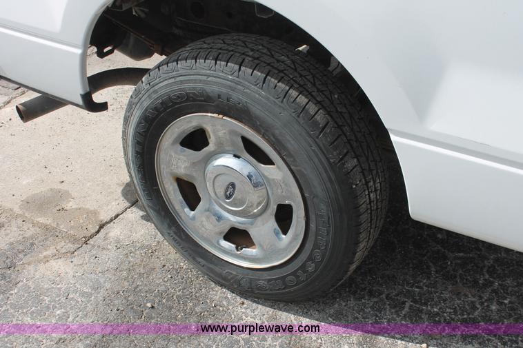 image for item E3285 2005 Ford F150 XLT SuperCab pickup truck