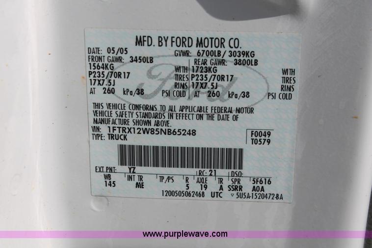 image for item E3285 2005 Ford F150 XLT SuperCab pickup truck