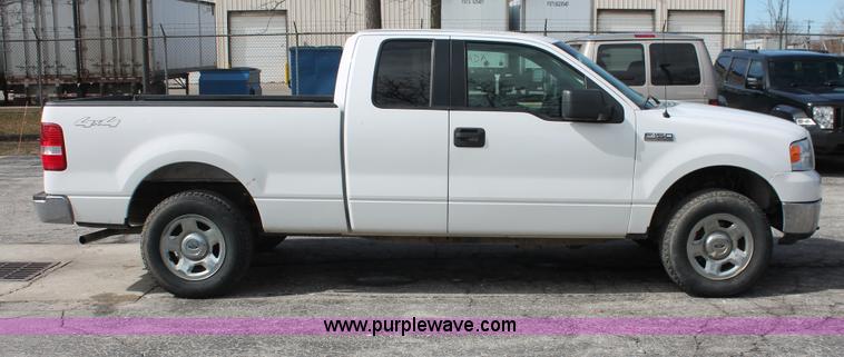 image for item E3286 2006 Ford F150 XLT SuperCab pickup truck