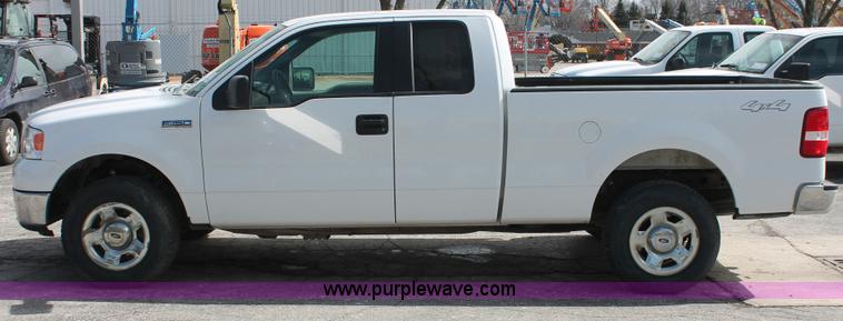 image for item E3286 2006 Ford F150 XLT SuperCab pickup truck