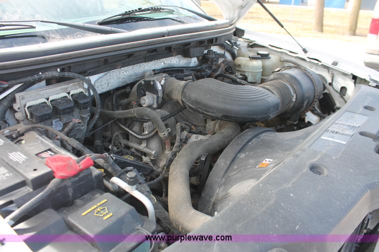 image for item E3286 2006 Ford F150 XLT SuperCab pickup truck