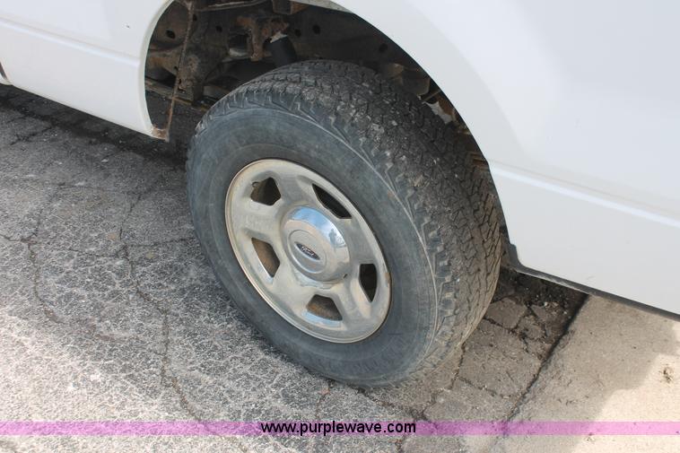 image for item E3286 2006 Ford F150 XLT SuperCab pickup truck