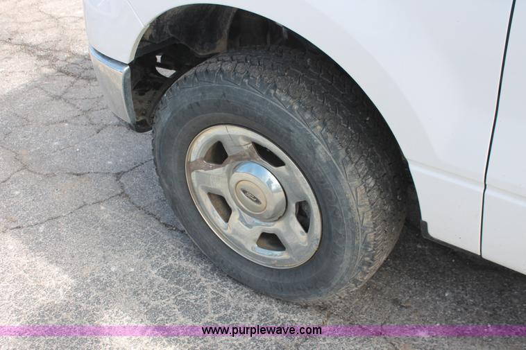 image for item E3286 2006 Ford F150 XLT SuperCab pickup truck