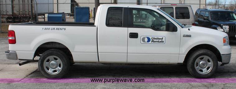 image for item E3287 2005 Ford F150 XLT SuperCab pickup truck