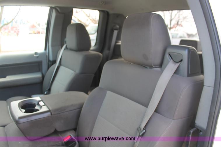 image for item E3287 2005 Ford F150 XLT SuperCab pickup truck