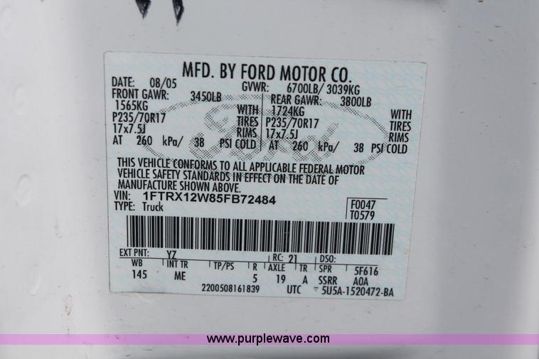 image for item E3287 2005 Ford F150 XLT SuperCab pickup truck