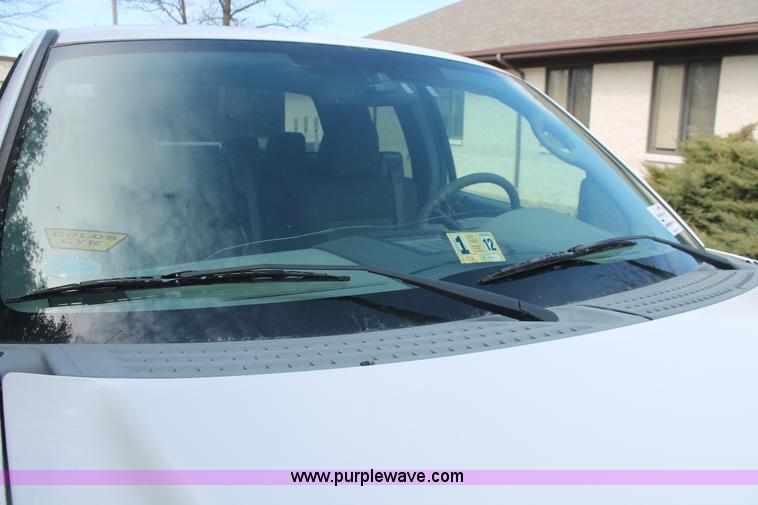 image for item E3287 2005 Ford F150 XLT SuperCab pickup truck