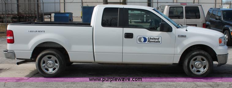 image for item E3288 2005 Ford F150 XLT SuperCab pickup truck