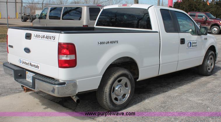 image for item E3288 2005 Ford F150 XLT SuperCab pickup truck