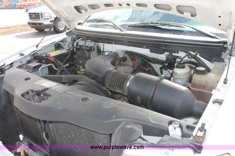 image for item E3288 2005 Ford F150 XLT SuperCab pickup truck